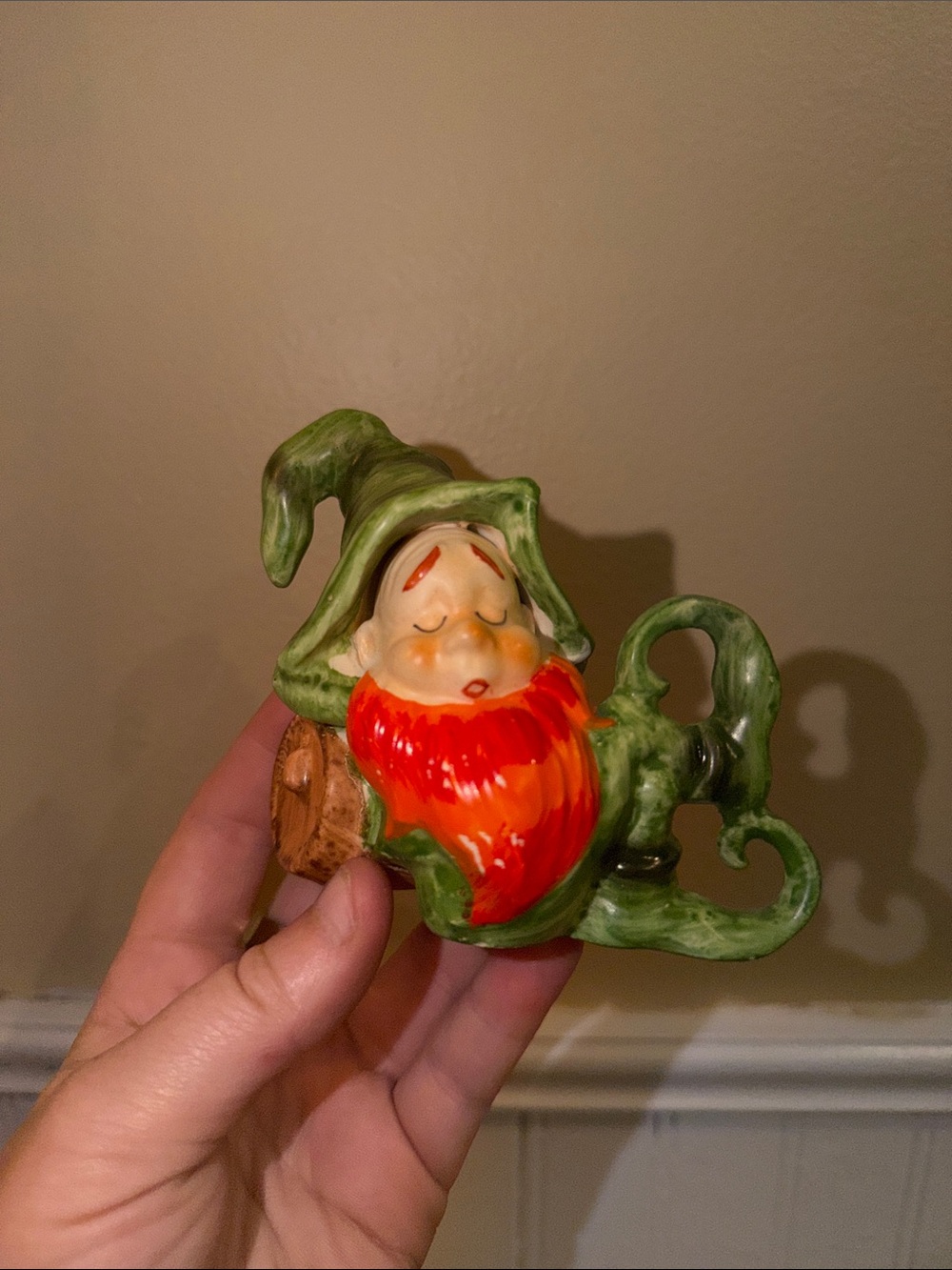 VTG Sleeping Elf Gnome Figurine Ceramic Made in Japan Green Hat Red Beard MCM